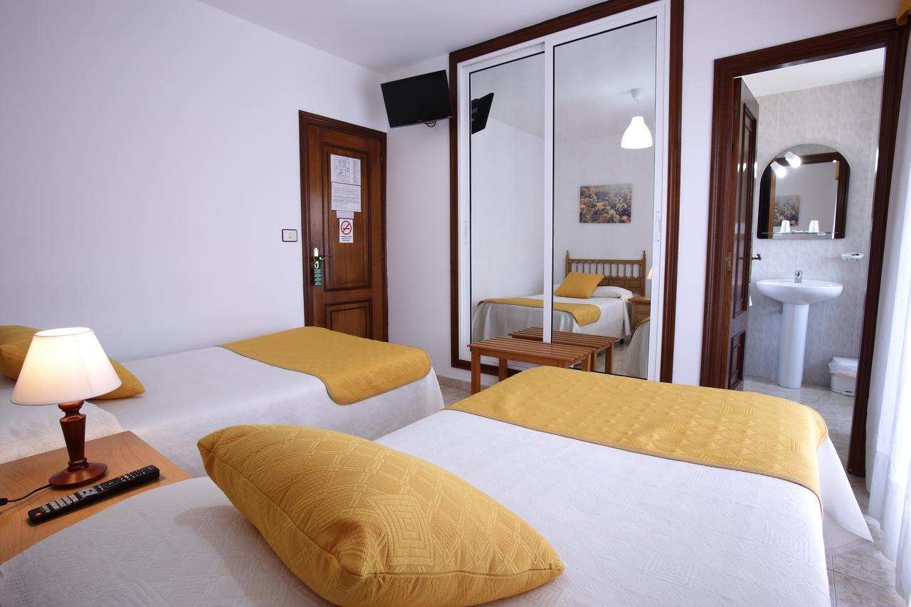 Hostal San Roque Portonovo Exterior photo